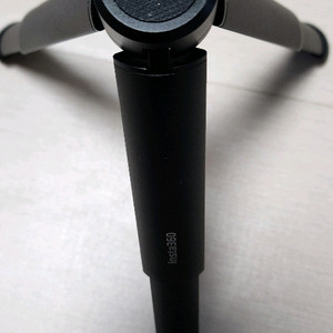 인스타360 만능 삼각대