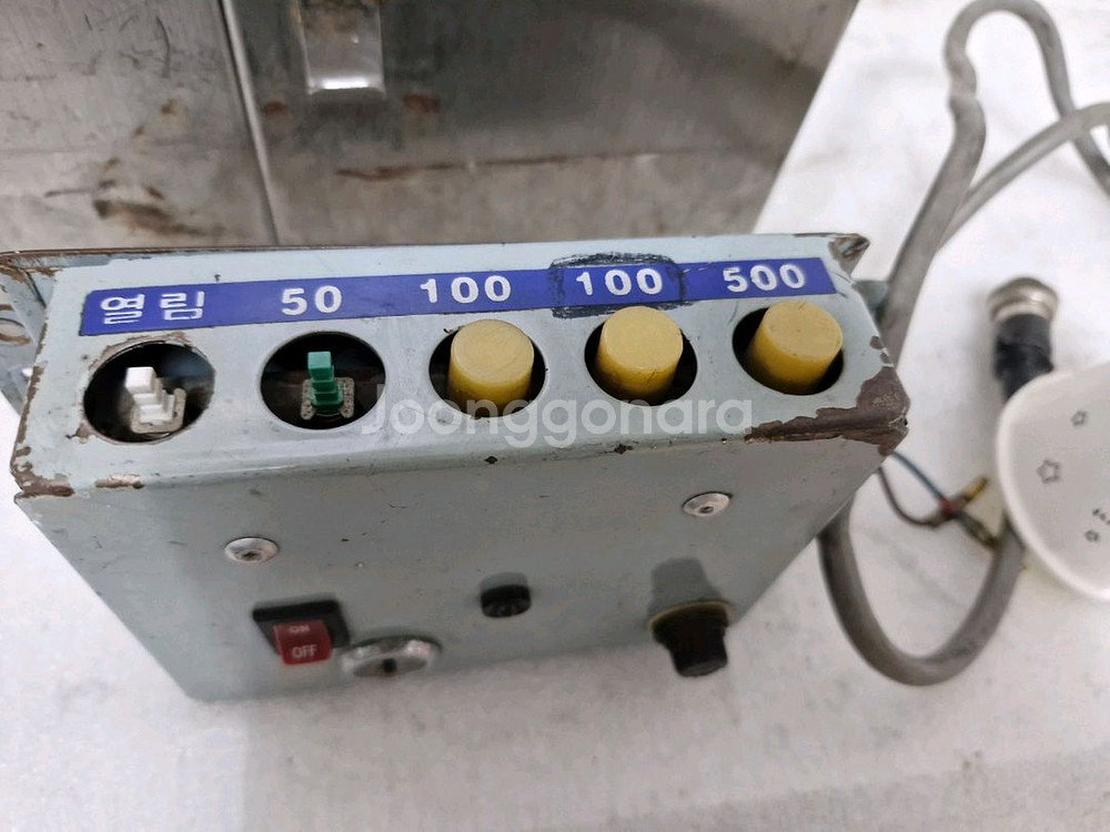 시내버스 요금수납 돈통과 거스름돈 주는 버튼 셋트--3