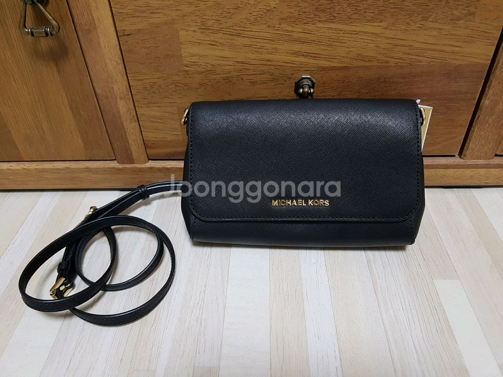 (새상품)마이클코어스 미니 크로스백--0