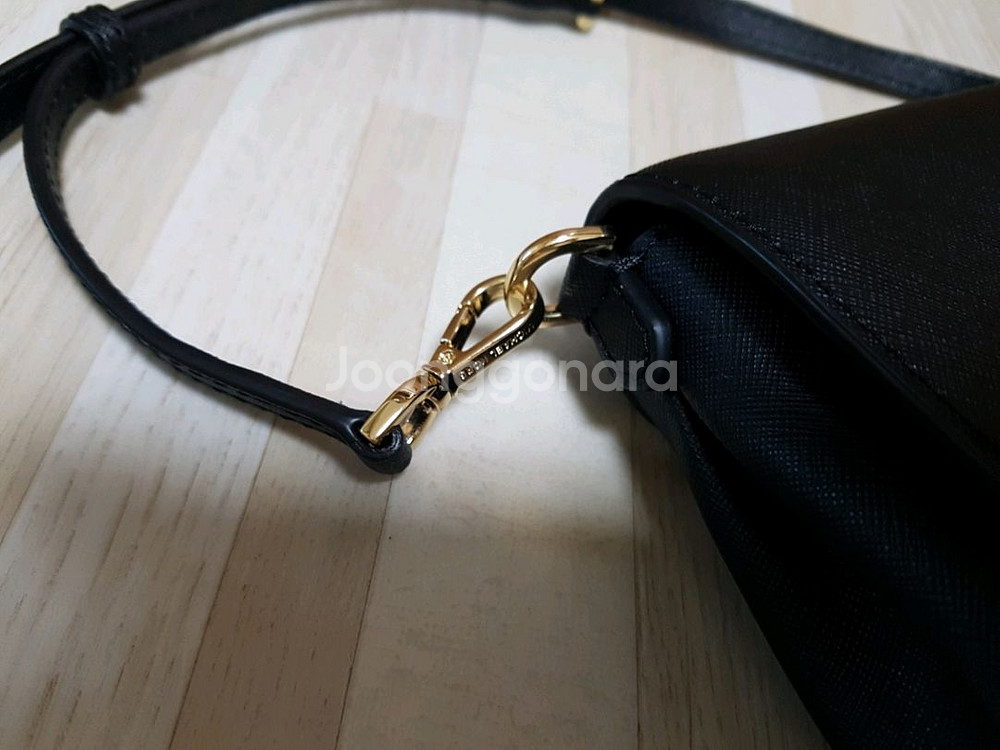 (새상품)마이클코어스 미니 크로스백--5