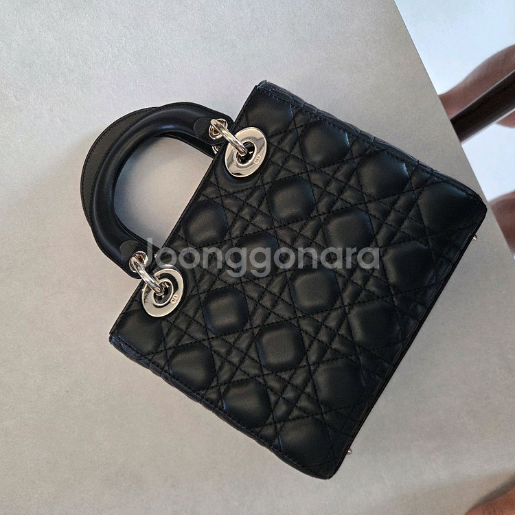 디올 레이디백 스몰 블랙 양가죽--3