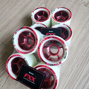 본트 FXX 와이드 화이트 96A