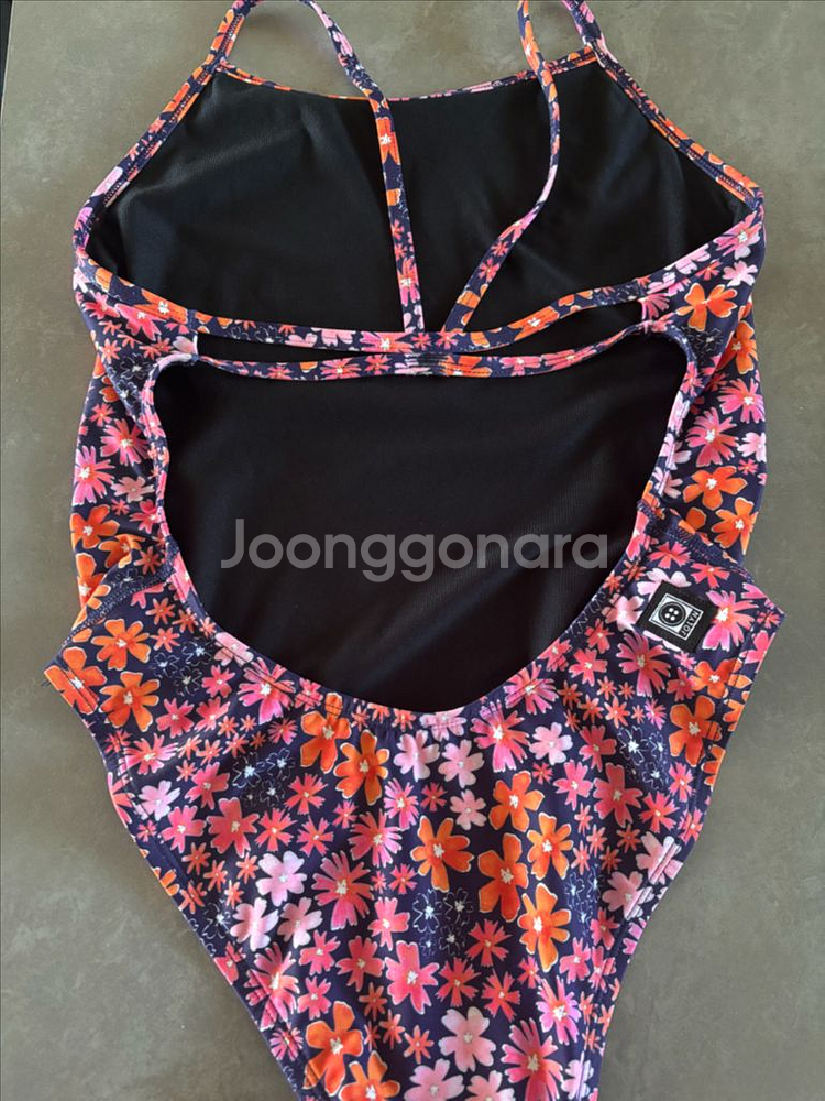 졸린 페리 사쿠라 32 여성 수영복--0