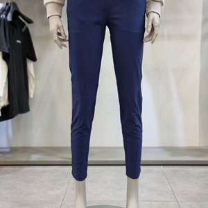 [새상품] 디스커버리 슬림핏 바지 팝니다