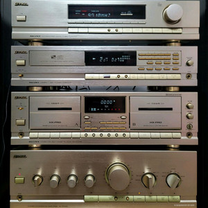 인켈 금장 오디오 4단 세트,올수리된 제품