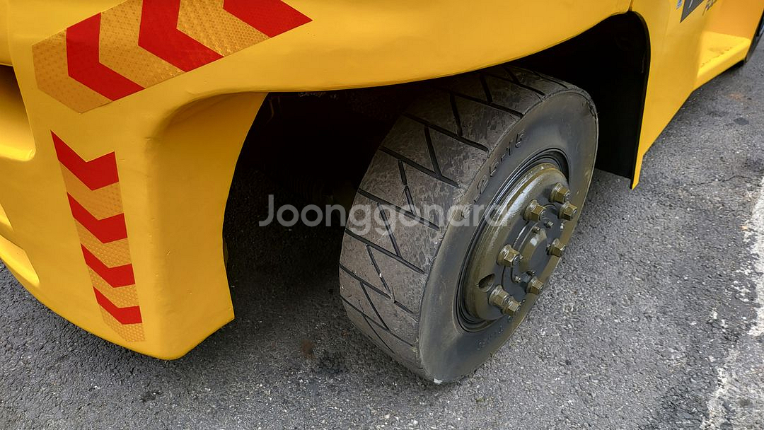 현대 7톤 풀옵션 틸팅캐빈 정비완료 중고지게차--9