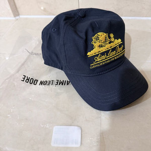 에임레온도르 볼캡