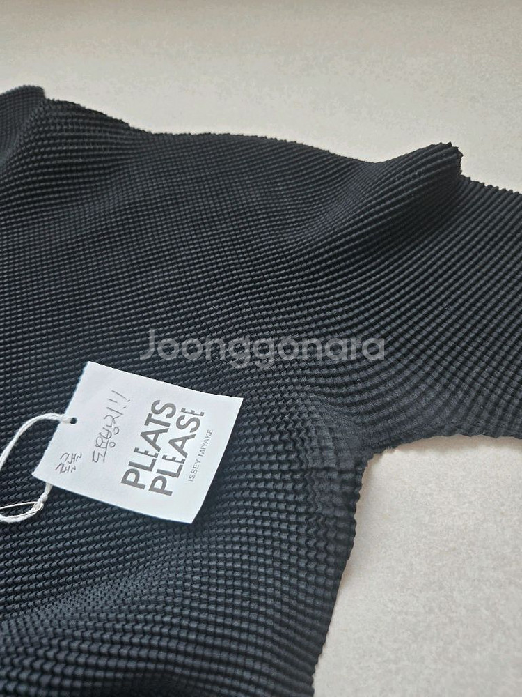 이세이미야케 미 긴팔탑 블랙--2