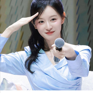 bau 브라이드앤유 미리암 블라우스