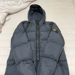 21fw 스톤아일랜드 패딩 후드 블랙 xl 판매