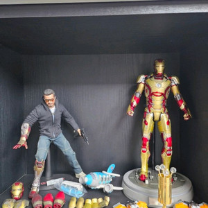 핫토이 마크42 다이캐스트