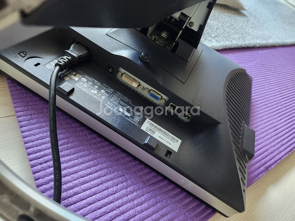 17인치 모니터 2대 (델, LG) 무료 나눔--1