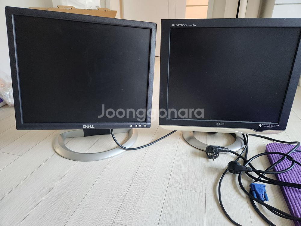 17인치 모니터 2대 (델, LG) 무료 나눔--3