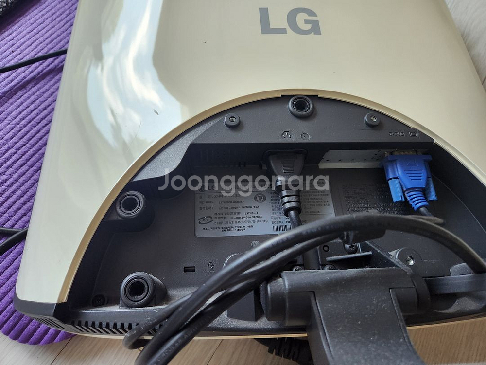 17인치 모니터 2대 (델, LG) 무료 나눔--4