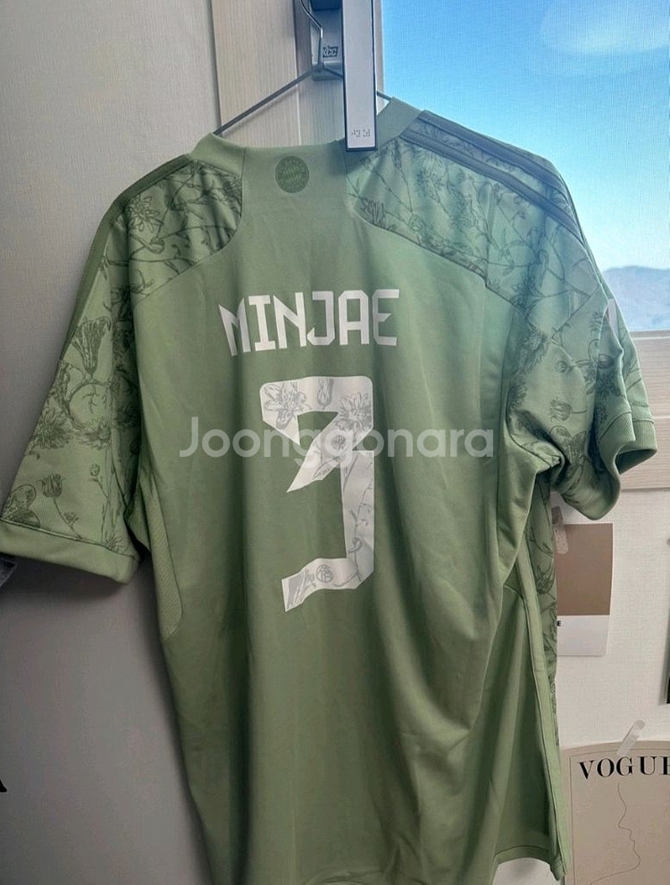 뭰헨 23/24 김민재 옥토버페스트 한정판 유니폼 XL--1