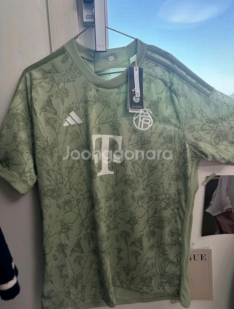 뭰헨 23/24 김민재 옥토버페스트 한정판 유니폼 XL--0