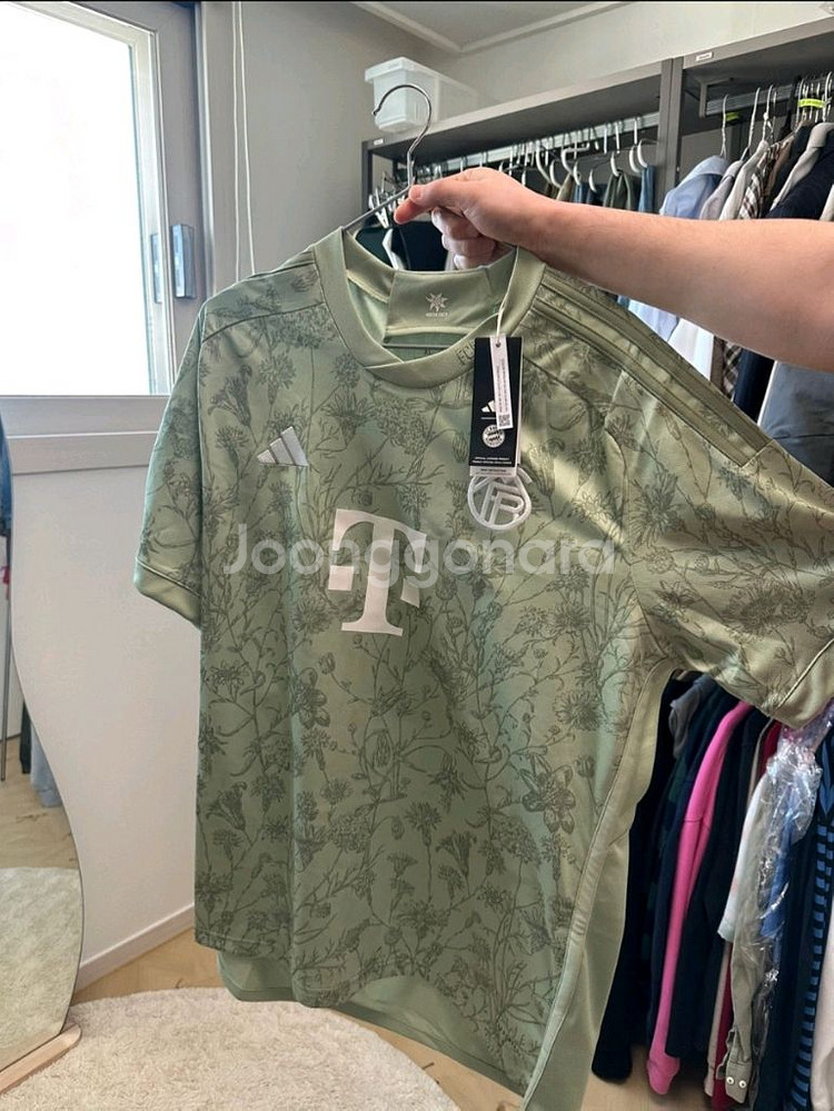 뭰헨 23/24 김민재 옥토버페스트 한정판 유니폼 XL--2