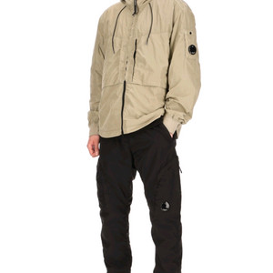 (새상품) _ CP컴퍼니 크롬 나일론 팬츠 _김현아구매