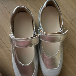 실버 신발 245