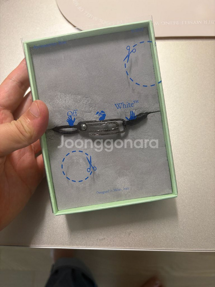 오프화이트 정품 브레이슬릿 팔찌--0