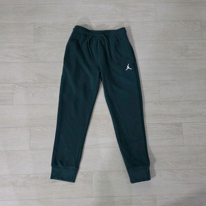 나이키 조던키즈 브룩클린 에센셜팬츠 그린 130