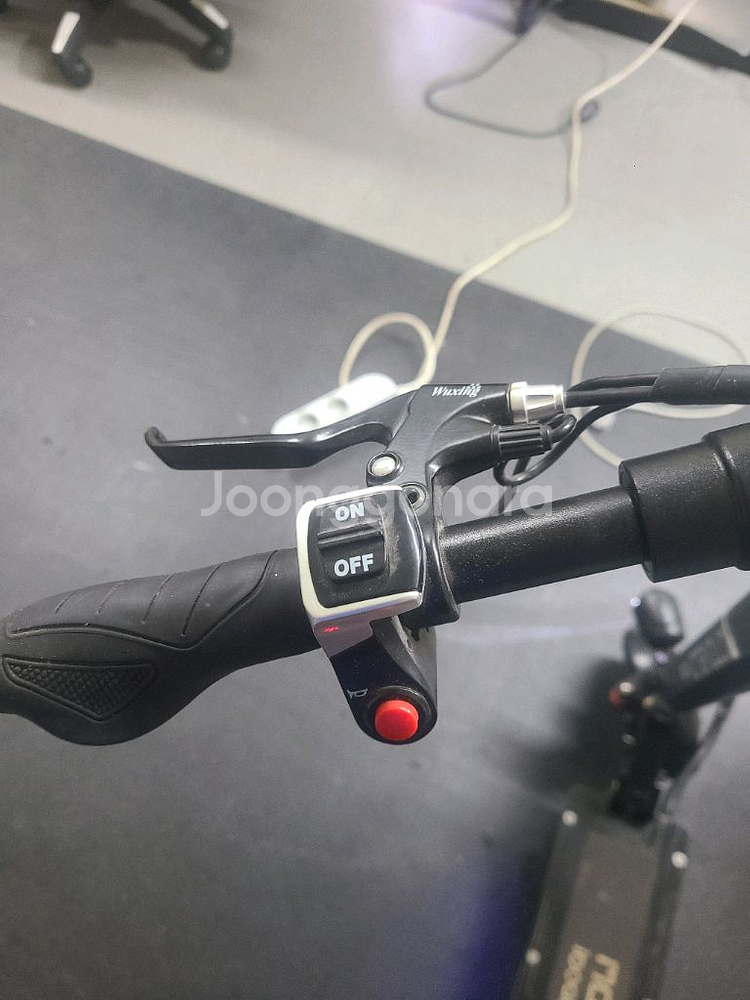 600키로 리밋해제된 21ah대용량 전동킥보드 팜--4