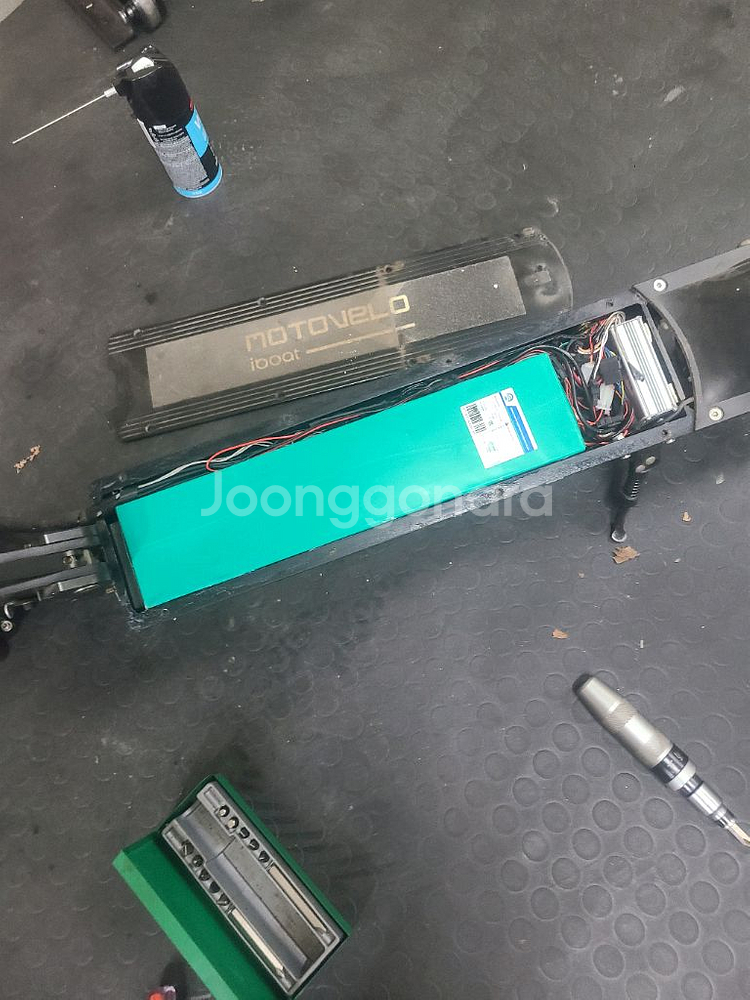 600키로 리밋해제된 21ah대용량 전동킥보드 팜--5