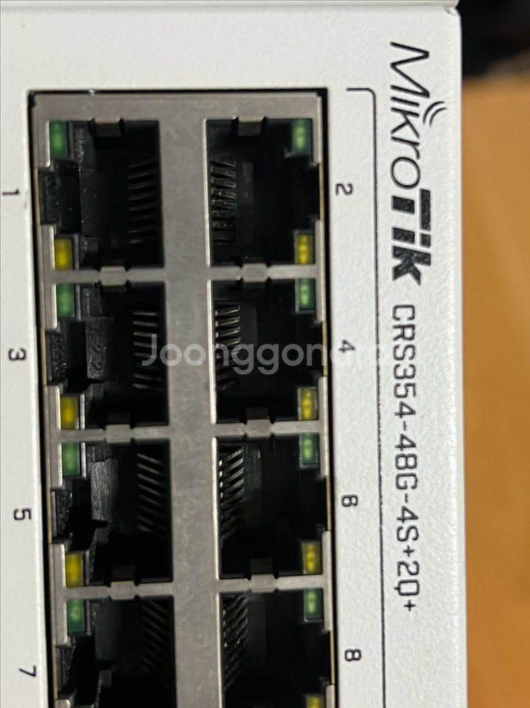 마이크로틱 스위치 허브 crs354-48g-4s-2q+--2