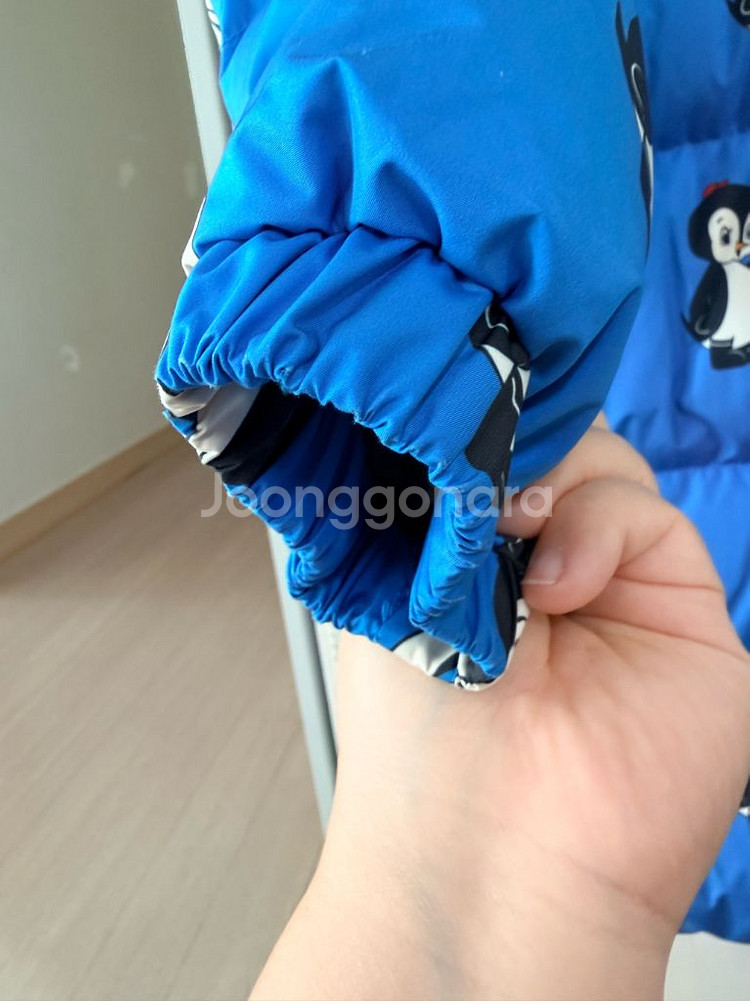 베베드피노 올오버휴고롱다운점퍼 130사이즈--3
