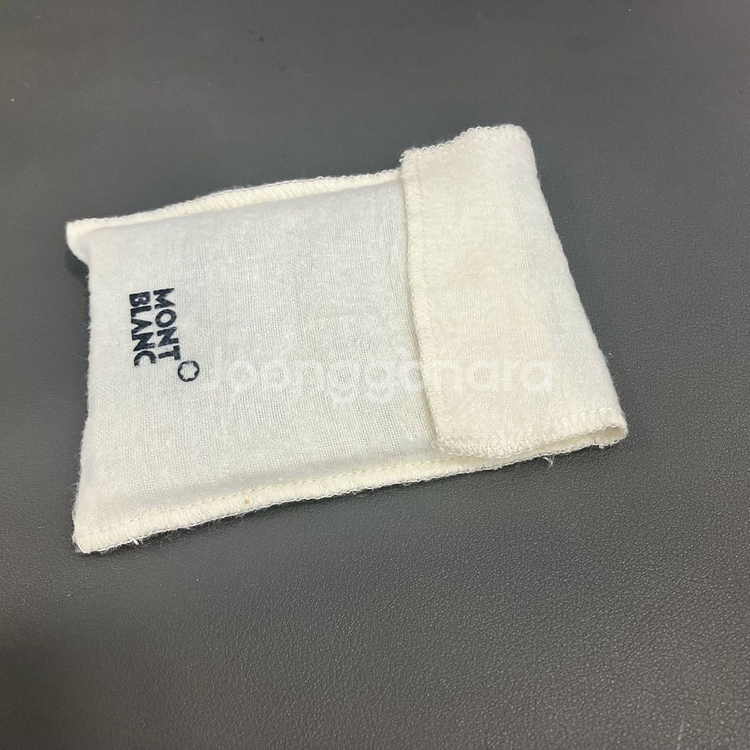 몽블랑 마이스터스튁 카드지갑 블랙--1