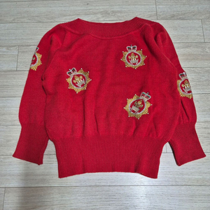 크라운 빨강 니트