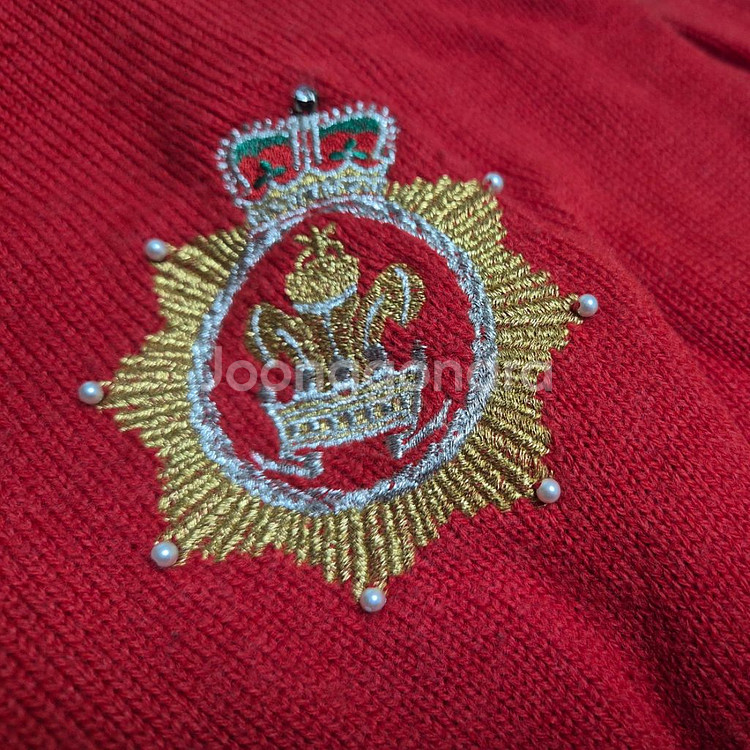 크라운 빨강 니트--1