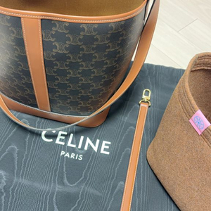 셀린느 트리오페 버킷백