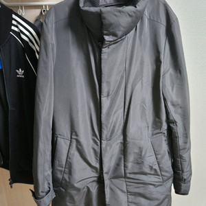 솔리드옴므 우영미 패딩코트