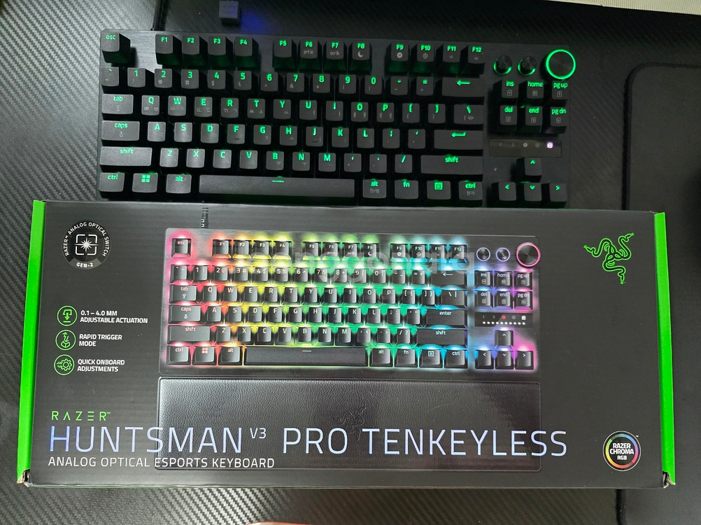 레이저 헌츠맨 v3 프로 텐키리스--0