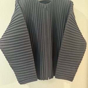 플리츠플리즈 니트 집업 가디건