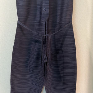 플리츠플리즈 바운스점프수트