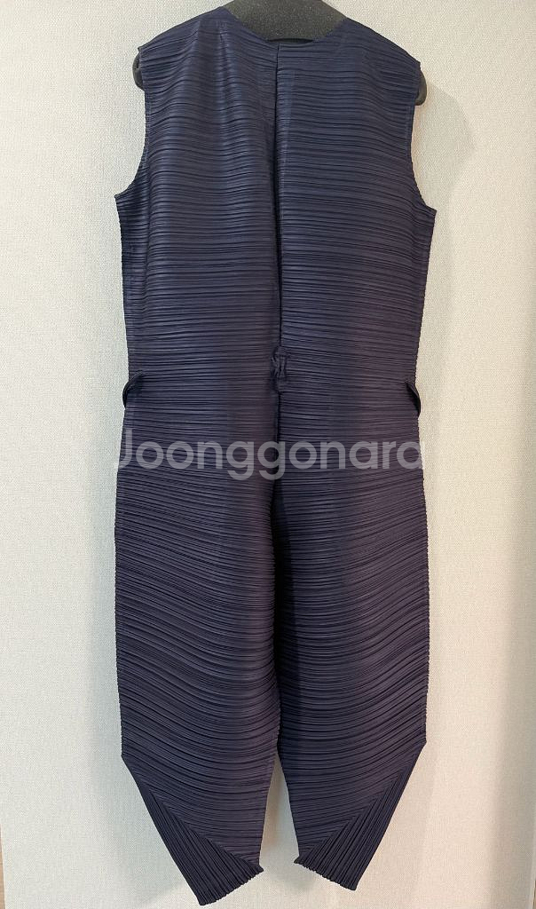 플리츠플리즈 바운스점프수트--3