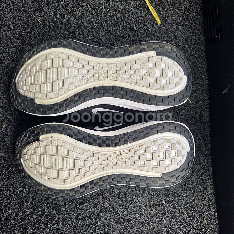 나이키 보메로 플러스 260(네고끝)--4