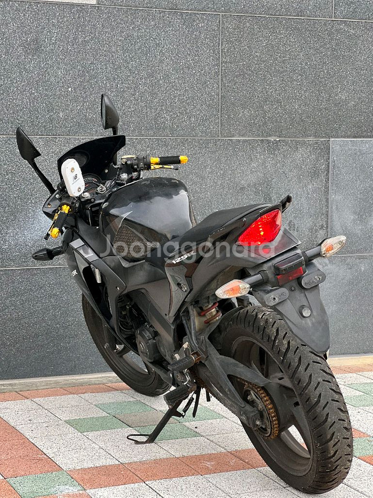 혼다 CBR125--2