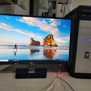 i5 3.4Ghz본체와LG23인치IPS LED모니터