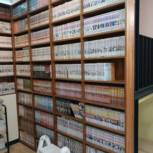 만화카페.만화책13000여권.사진참조.계약금