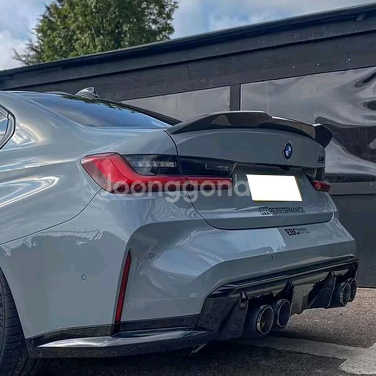 [신품 반값인하] BMW 3시리즈 G20 카본 스포일러--0