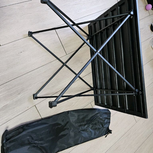캠핑용 접이식 롤 테이블