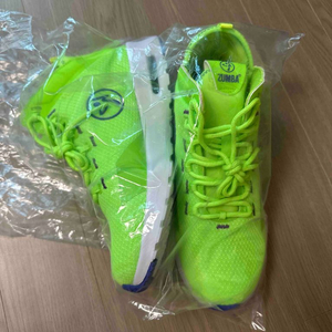 줌바웨어 운동화 6.5