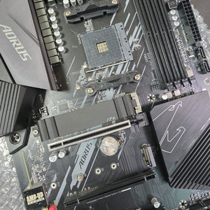 기가바이트 b550 aorus elite 메인보드