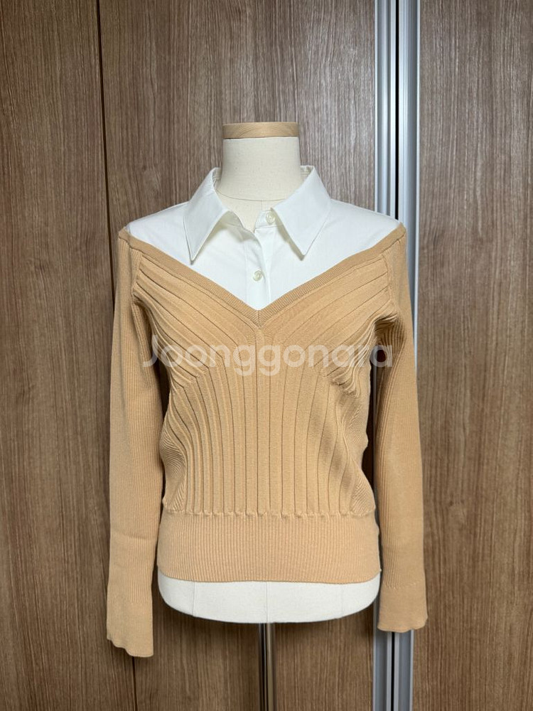 잇미샤 셔츠 카라 니트 풀오버 (베이지) 미착용 새상품--0