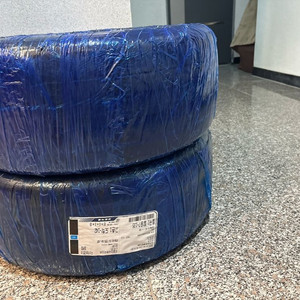 [새상품] 한국타이어 벤투스s2 24년생산 275/35