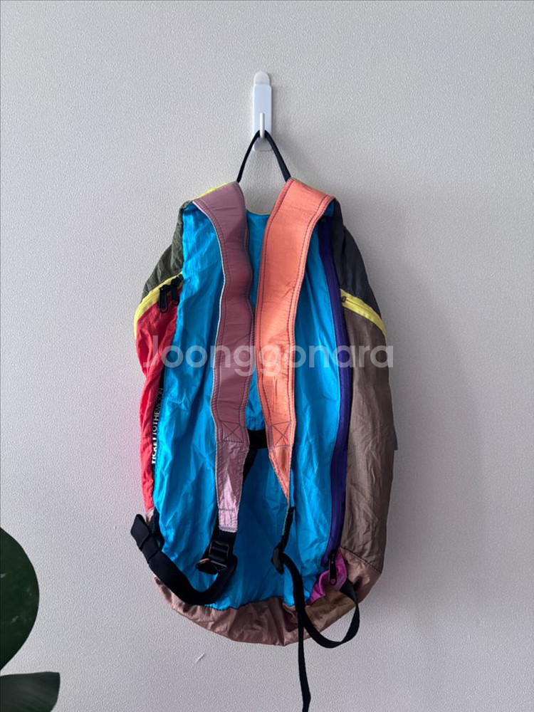 (새상품)티켓투더문 백팩 플러스 25L 유니크 멀티컬러--2