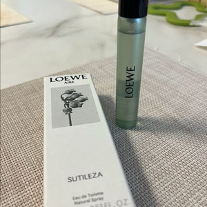 로에베 수틸레사 15ml 팝니다.